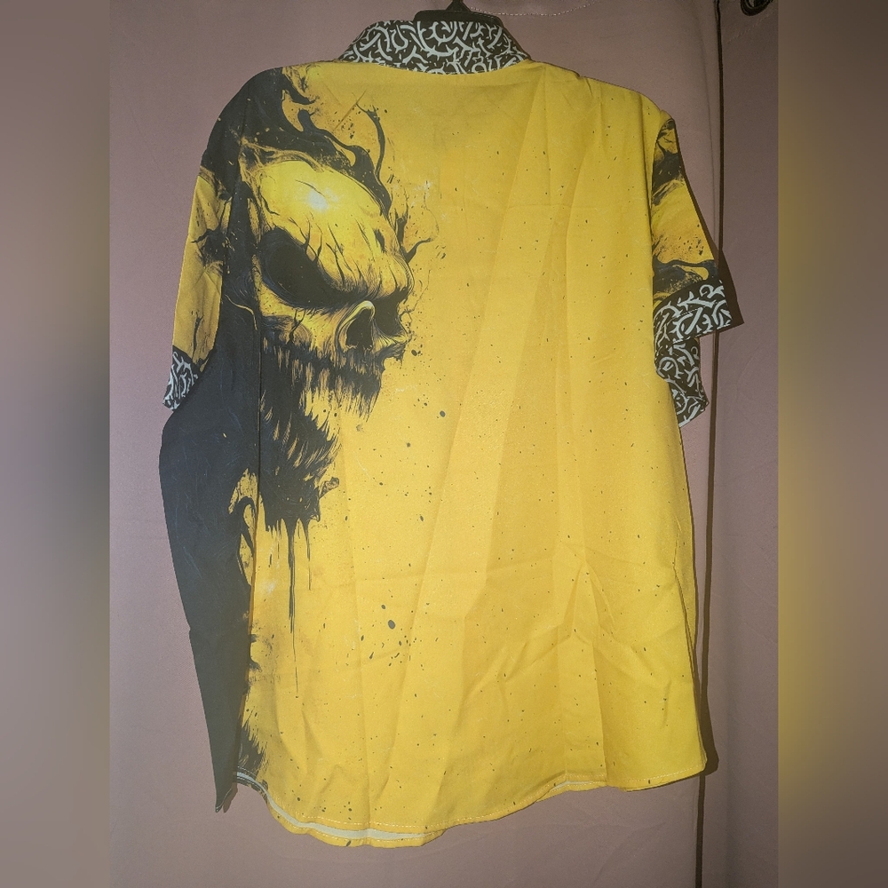 Bold Yellow Graphic Button Down Shirt Fits Like XL - Picture 3 of 10
